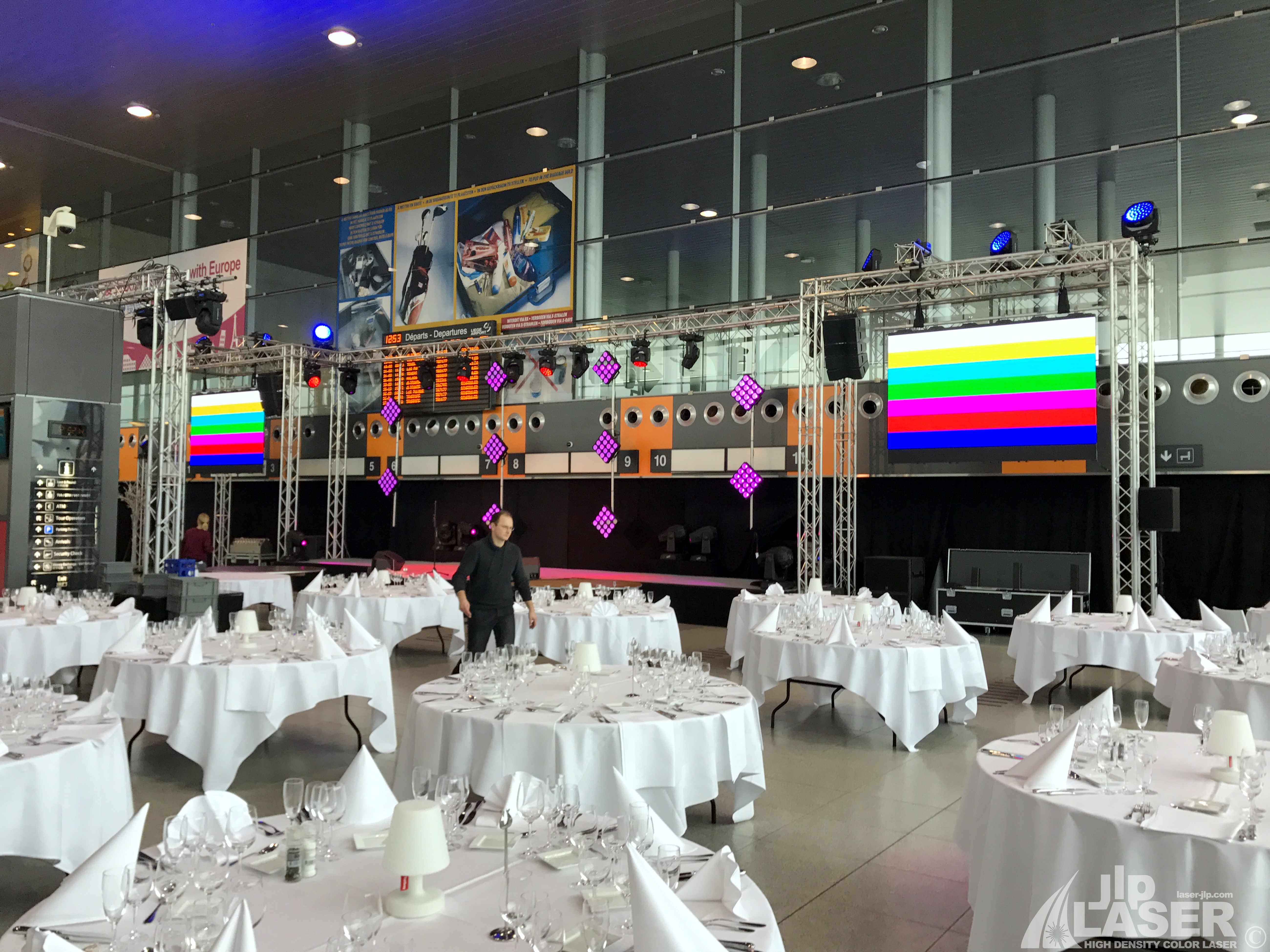 LED SCREEN